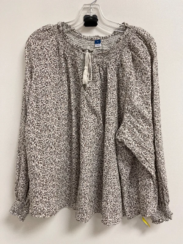 Top Long Sleeve By Old Navy In Cream, Size: 3x