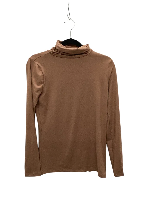 Top Long Sleeve By Zenana Outfitters In Brown, Size: M